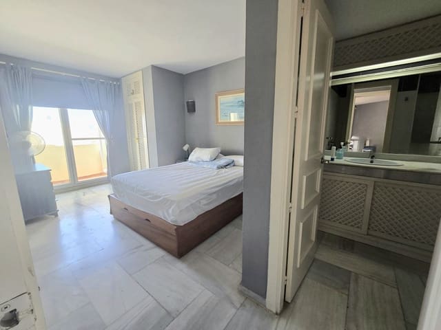 3 soveværelse Lejlighed til salg i Benalmadena Costa, Benalmádena - € 970.000 (Ref: 9540095)