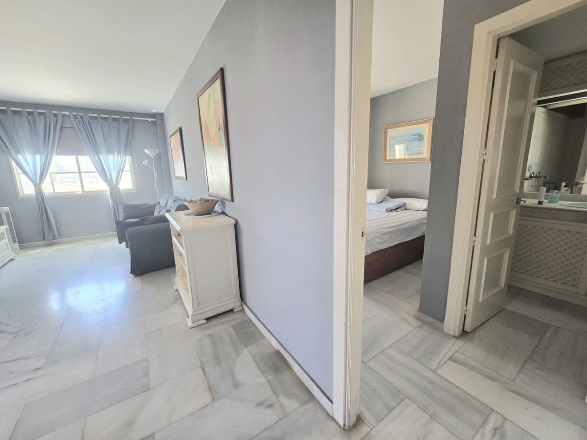 3 soveværelse Lejlighed til salg i Benalmadena Costa - € 970.000 (Ref: 9540095)