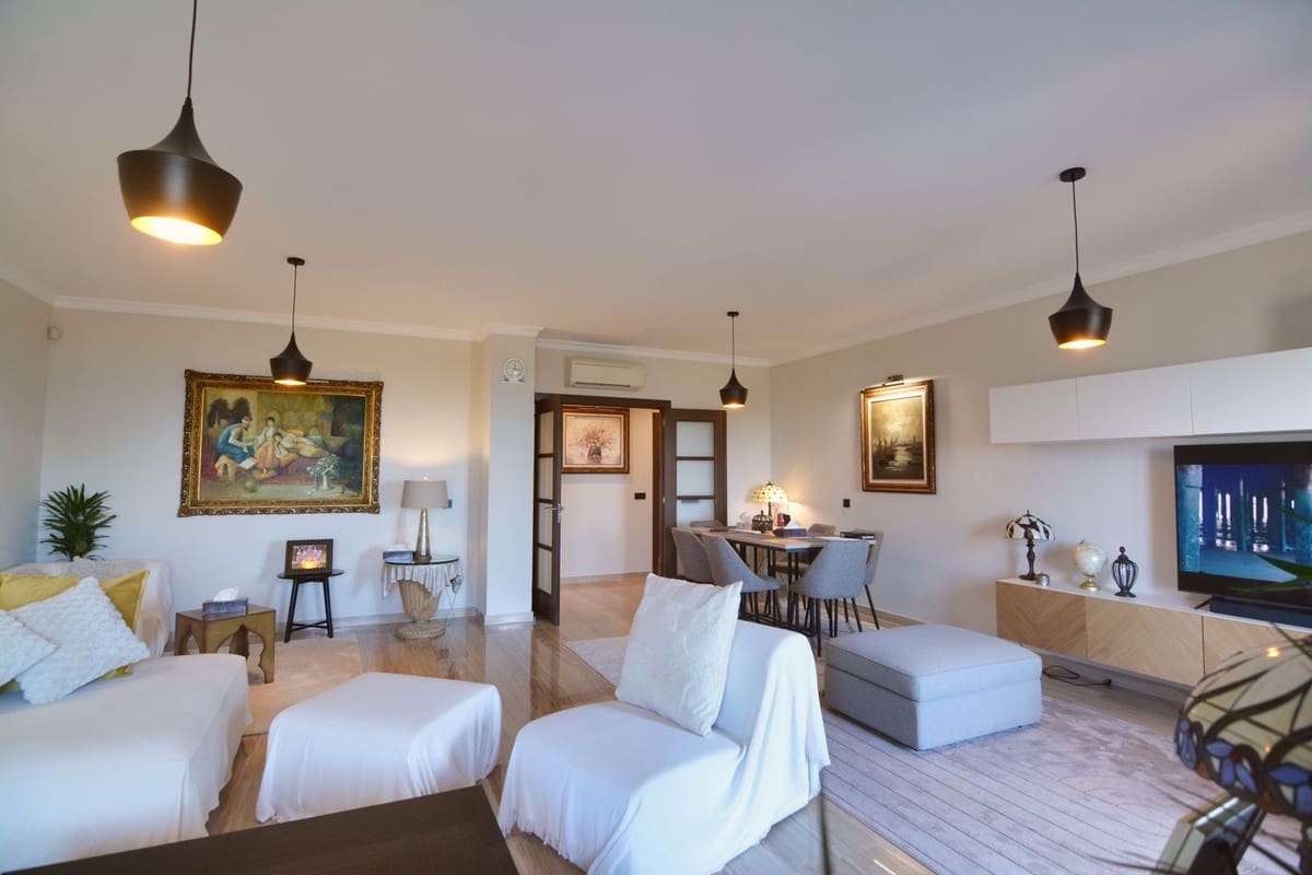 4 soveværelse Lejlighed til salg i Fuengirola - € 990.000 (Ref: 9540097)