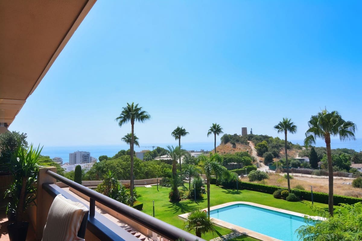 4 soveværelse Lejlighed til salg i Fuengirola - € 990.000 (Ref: 9540097)