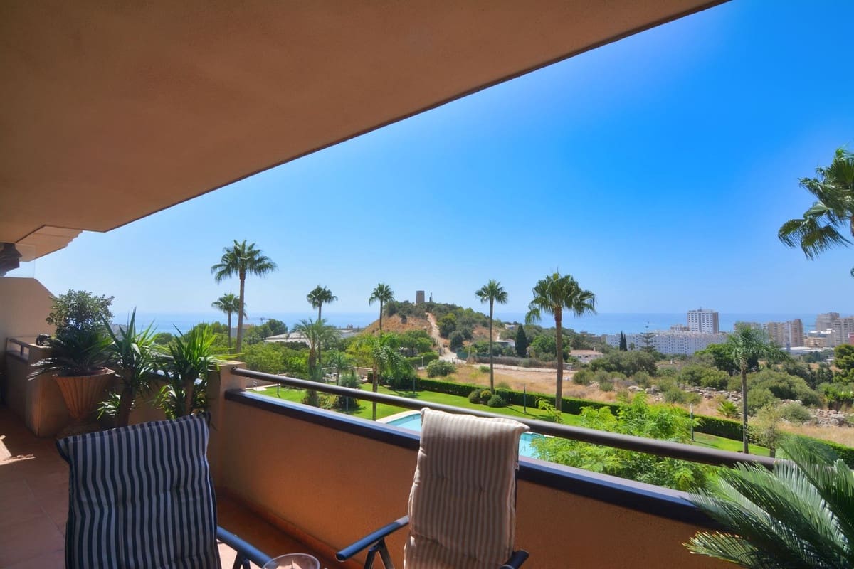 4 soveværelse Lejlighed til salg i Fuengirola - € 990.000 (Ref: 9540097)