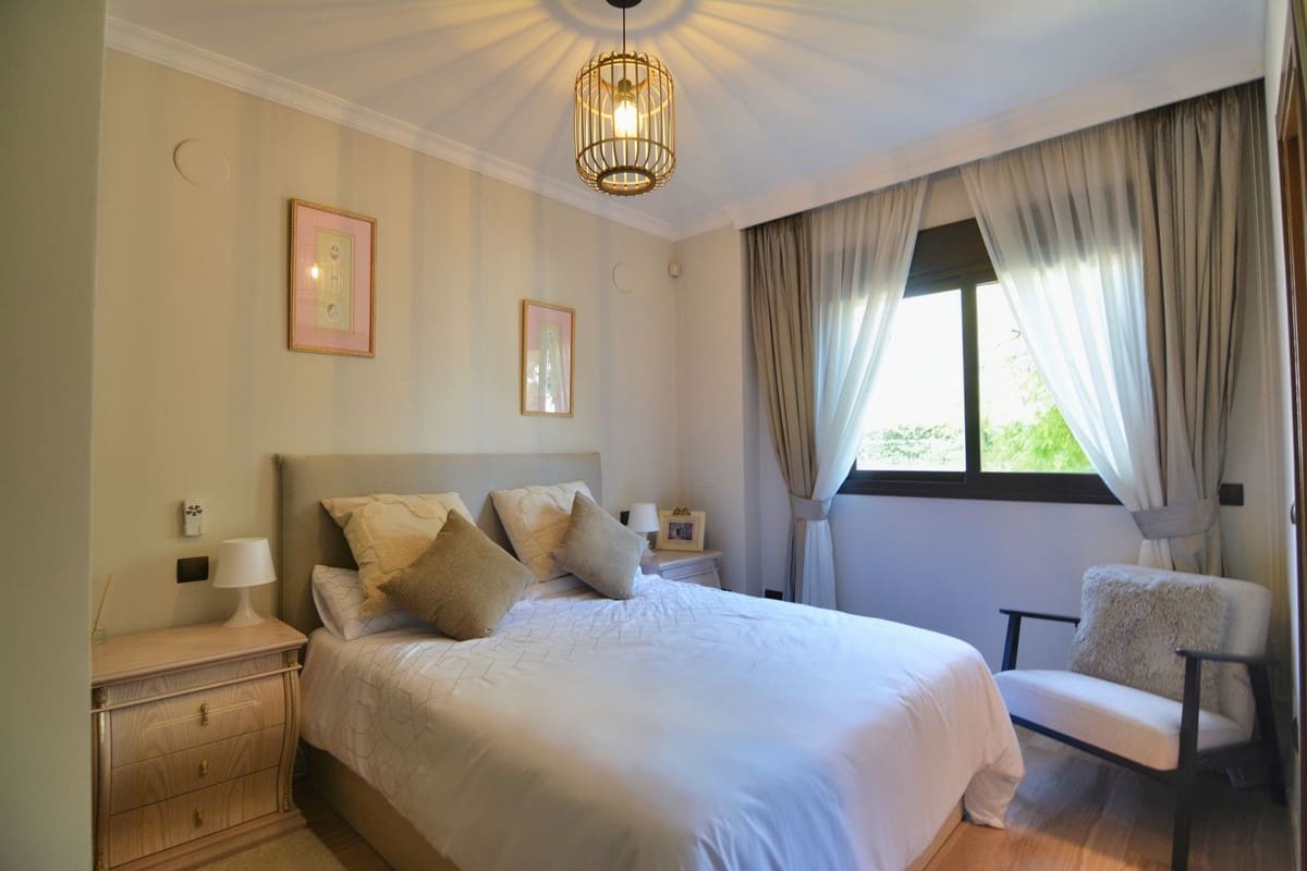 4 soveværelse Lejlighed til salg i Fuengirola - € 990.000 (Ref: 9540097)