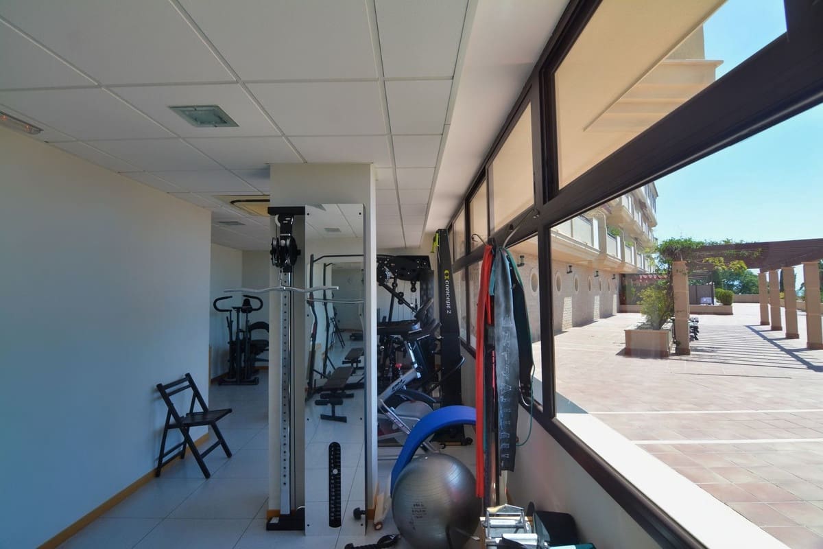 4 soveværelse Lejlighed til salg i Fuengirola - € 990.000 (Ref: 9540097)