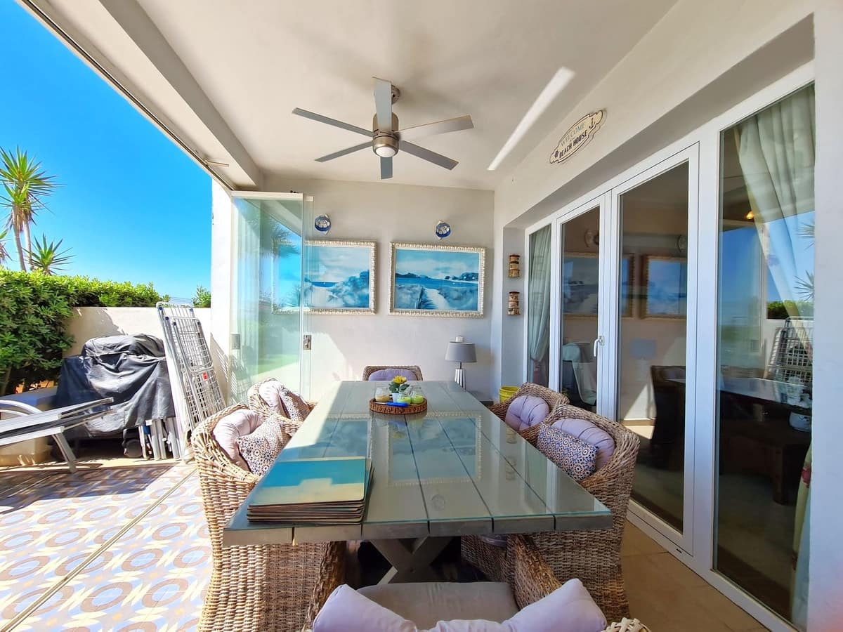 3 Zimmer Apartment zu verkaufen in Bahia de Casares mit Pool - 995.000 € (Ref: 9540100)