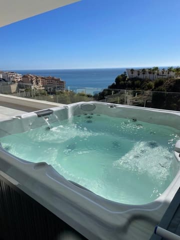 3 soveværelse Lejlighed til salg i Benalmadena Costa, Benalmádena med swimmingpool - € 995.000 (Ref: 9540103)