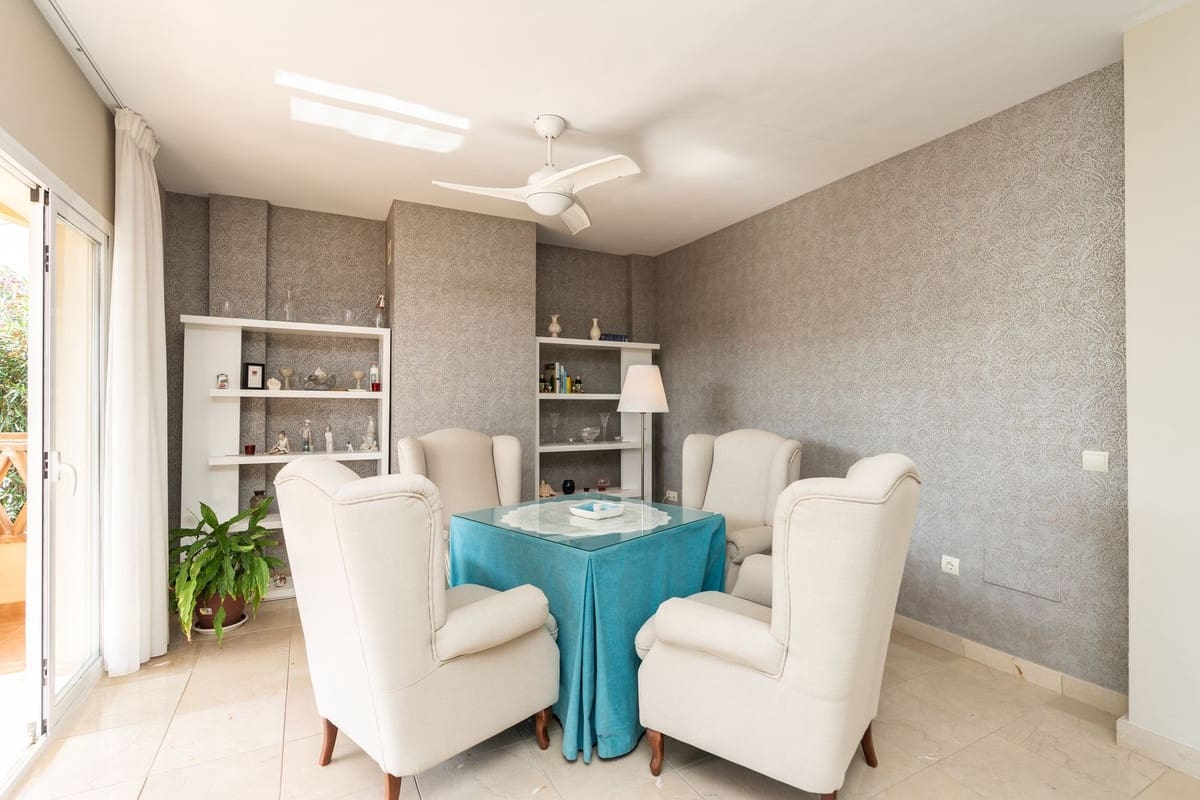 Chalet de 4 habitaciones en La Cala de Mijas en venta con piscina garaje - 980.000 € (Ref: 9540107)