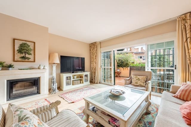 3 camera da letto Villetta Bifamiliare in vendita in Ricardo Soriano, Marbella con piscina garage - 995.000 € (Rif: 9540108)