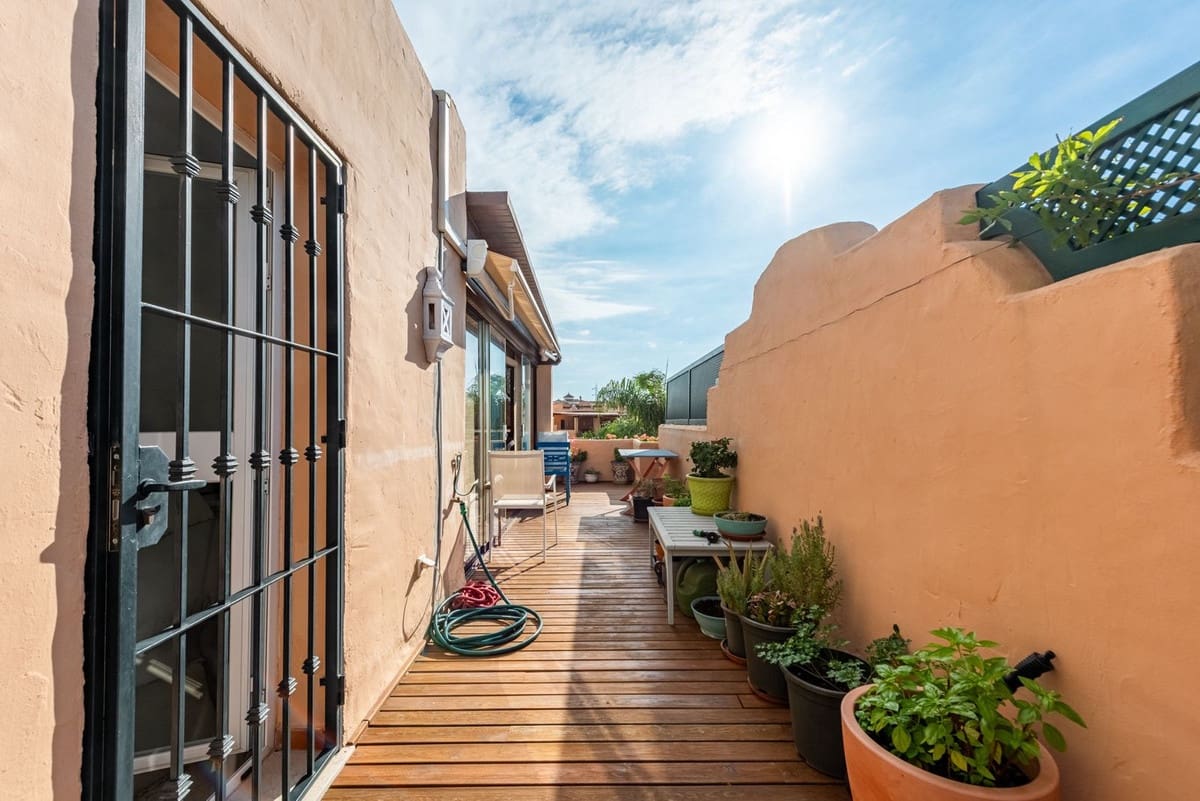 3 camera da letto Villetta Bifamiliare in vendita in Marbella con piscina garage - 995.000 € (Rif: 9540108)