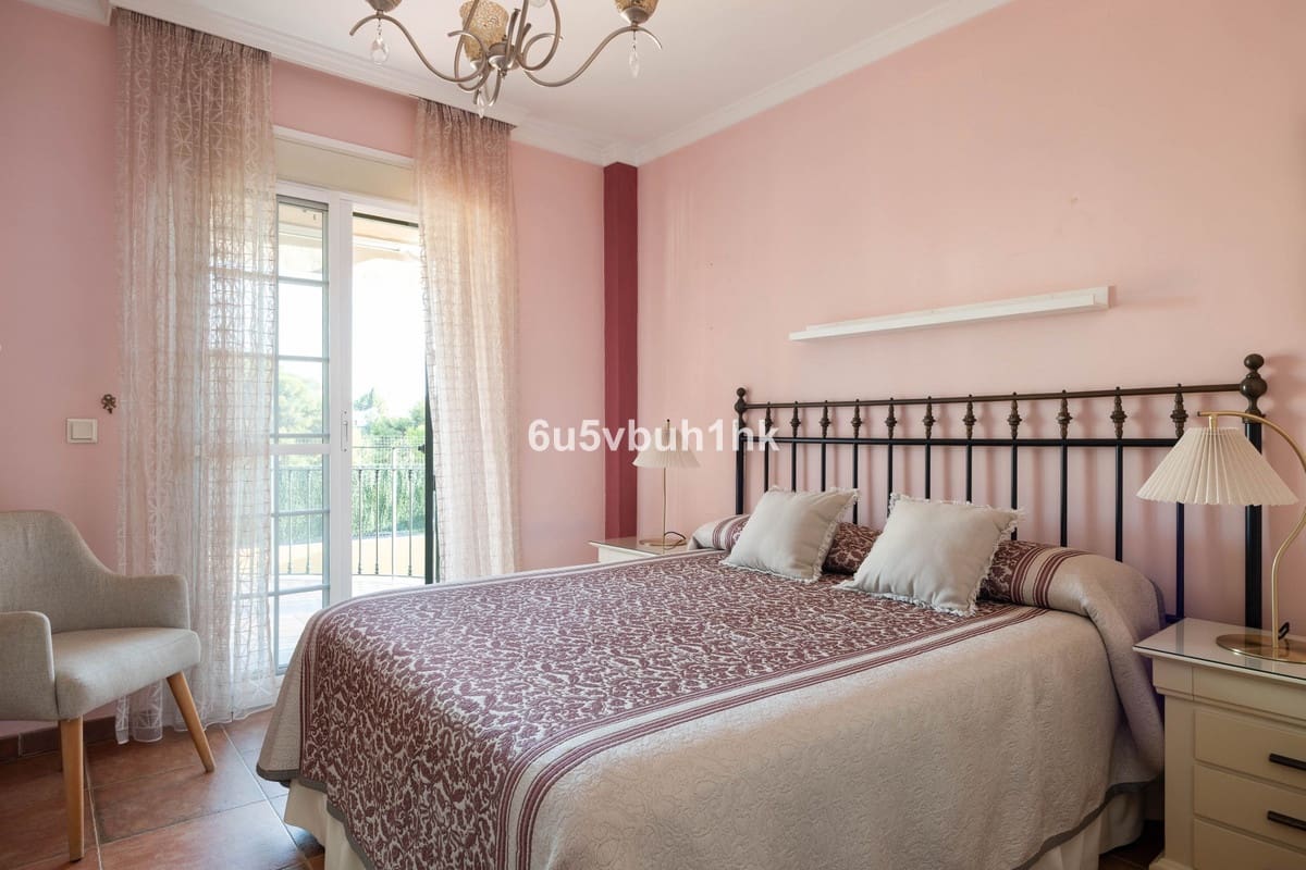 5 slaapkamer Huis te koop in Malaga stad - € 995.000 (Ref: 9540110)