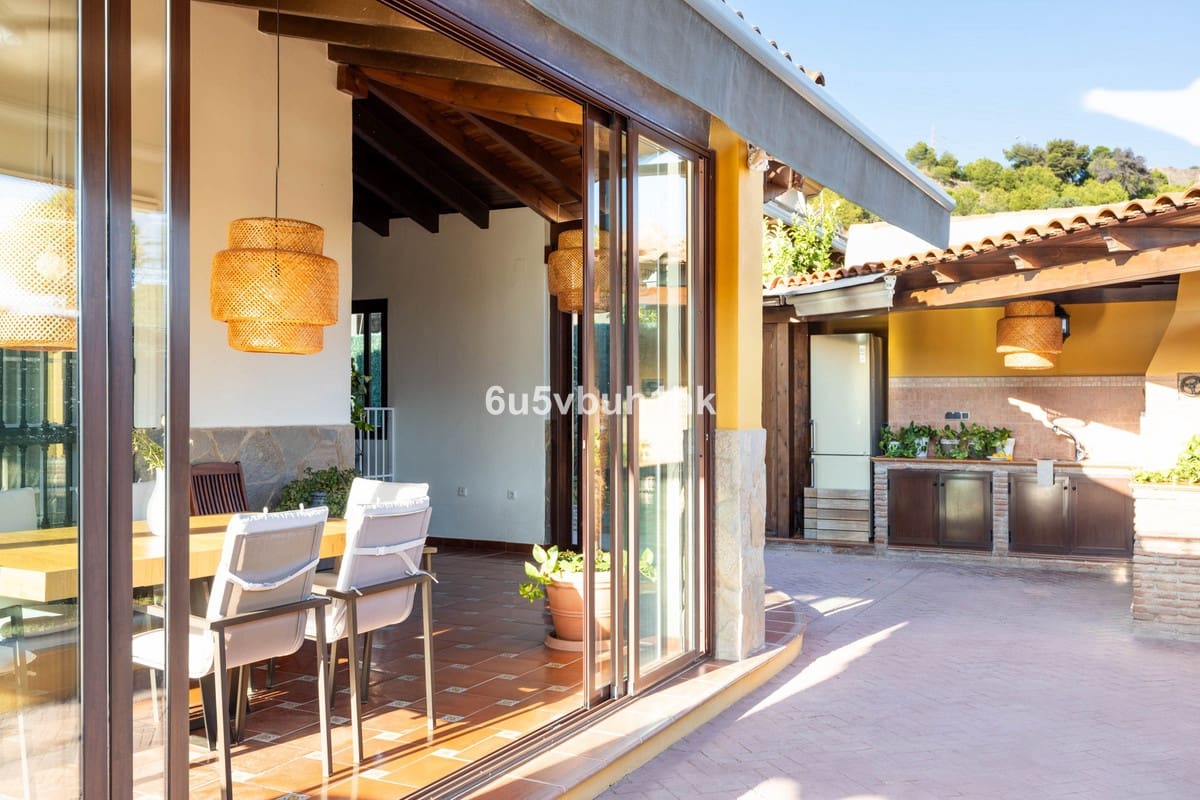 5 slaapkamer Huis te koop in Malaga stad - € 995.000 (Ref: 9540110)