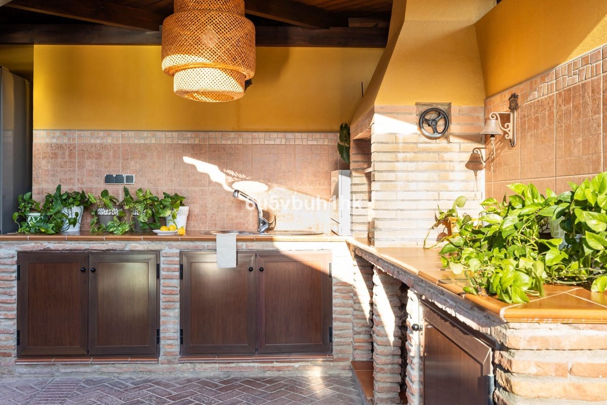 5 slaapkamer Huis te koop in Malaga stad - € 995.000 (Ref: 9540110)