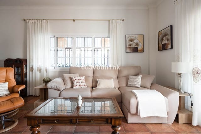 5 makuuhuone Omakotitalo myytävänä paikassa Centro Historico, Málaga kaupunki - 995 000 € (Ref: 9540110)