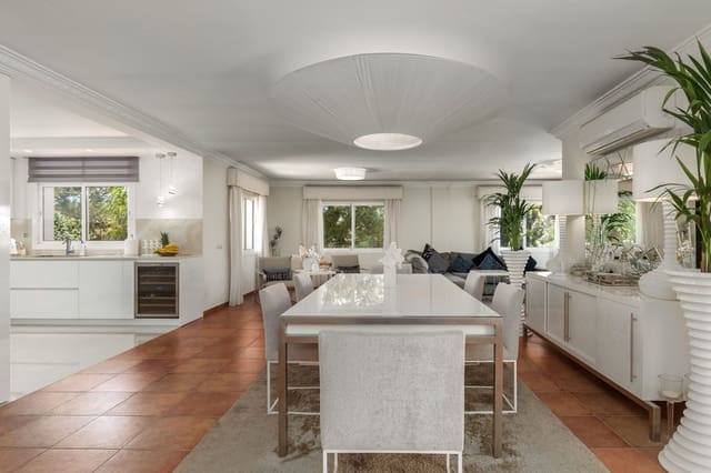 4 sovrum Villa till salu i La Cala de Mijas, Mijas med pool garage - 999 000 € (Ref: 9540111)