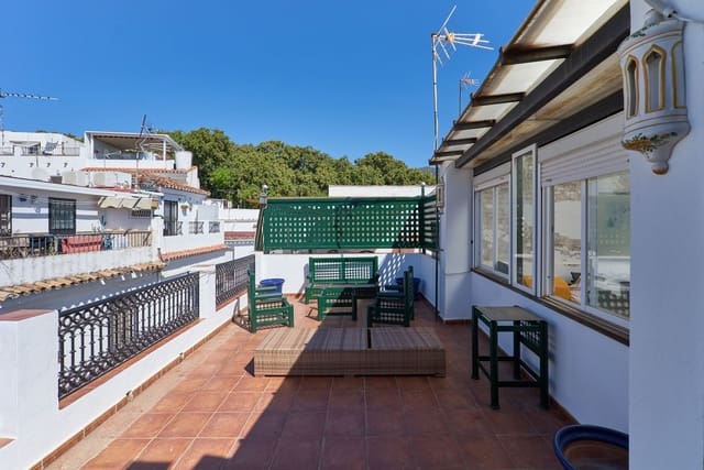 7 soveværelse Byhus til salg i Marbella - € 999.999 (Ref: 9540114)