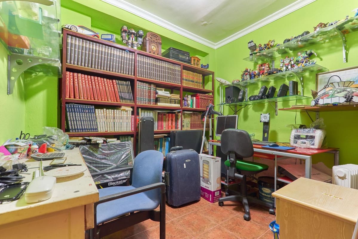 7 soveværelse Byhus til salg i Marbella - € 999.999 (Ref: 9540114)