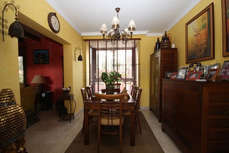 3 Zimmer Villa zu verkaufen in Las Chapas mit Pool - 1.025.000 € (Ref: 9540117)