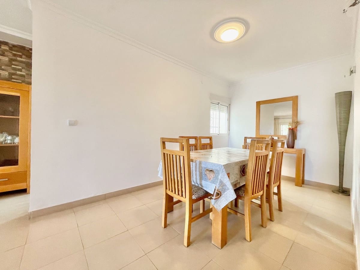 5 soveværelse Villa til salg i Fuengirola med garage - € 1.030.000 (Ref: 9540119)