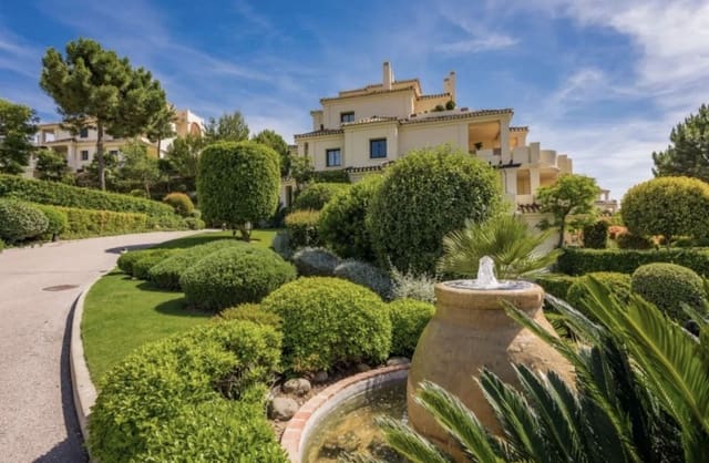 5 sypialnia Apartament na sprzedaż w Benahavís pueblo, Benahavís z basenem garażem - 1 050 000 € (Ref: 9540126)