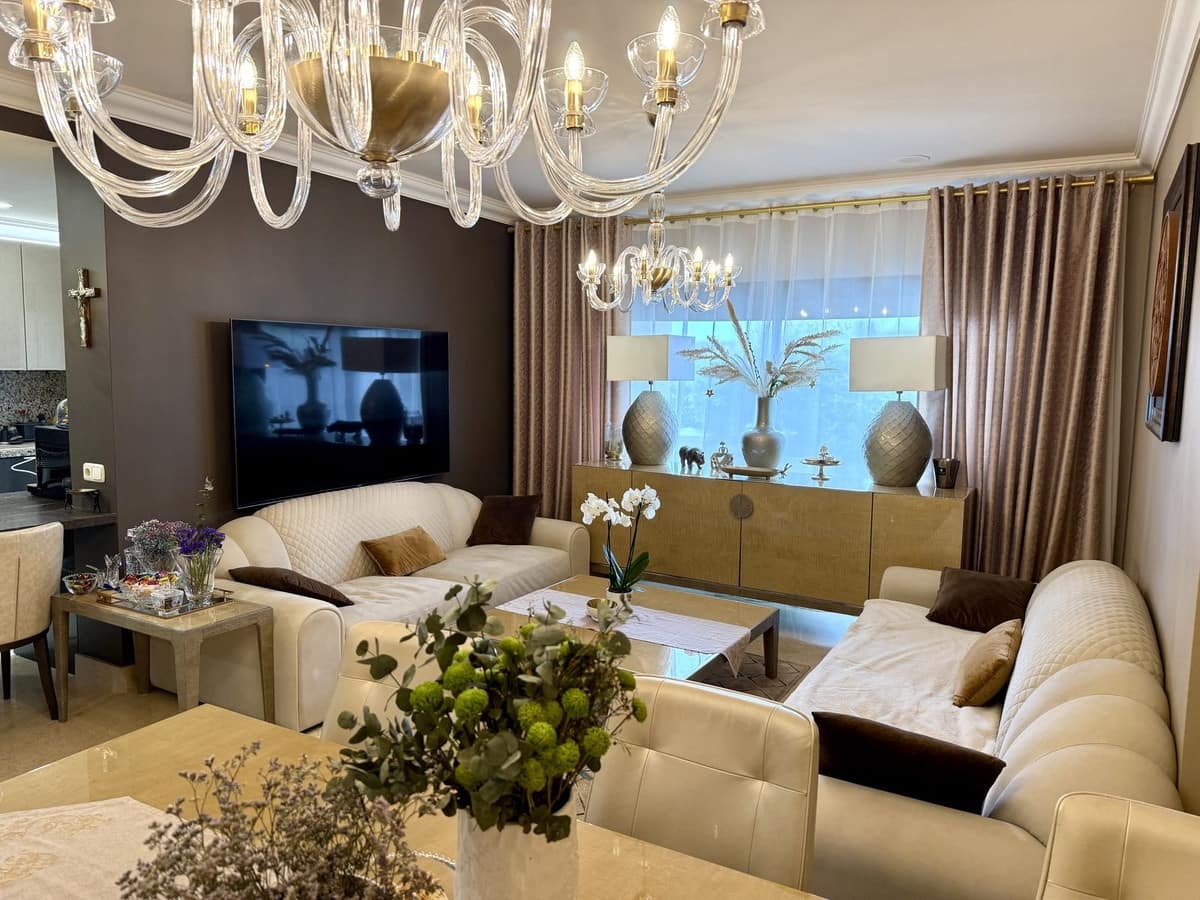 5 sypialnia Apartament na sprzedaż w Benahavis z basenem garażem - 1 050 000 € (Ref: 9540126)