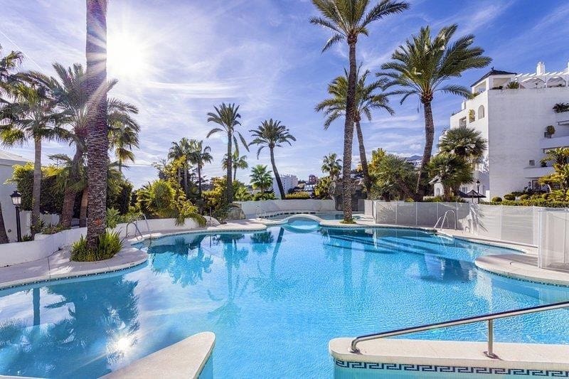 4 soveværelse Lejlighed til salg i Torremolinos med swimmingpool - € 1.050.000 (Ref: 9540128)