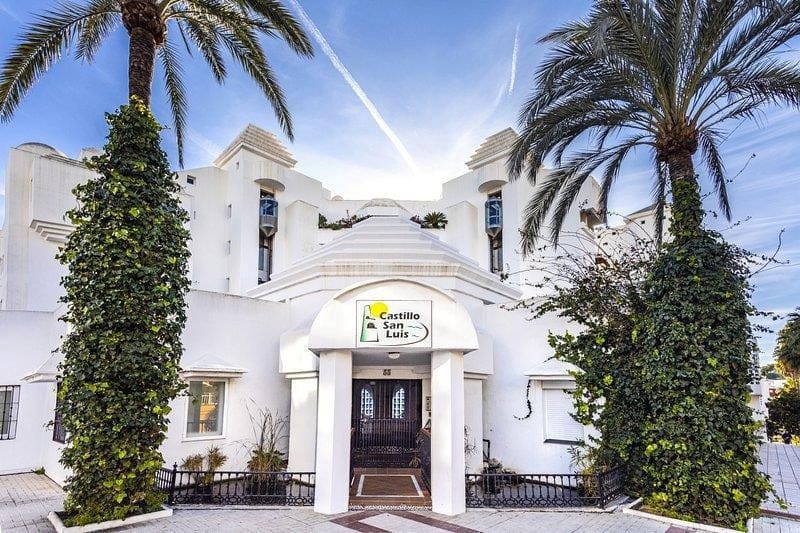 4 soveværelse Lejlighed til salg i Torremolinos med swimmingpool - € 1.050.000 (Ref: 9540128)