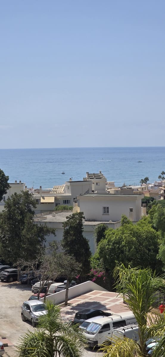 4 soveværelse Lejlighed til salg i Torremolinos med swimmingpool - € 1.050.000 (Ref: 9540128)