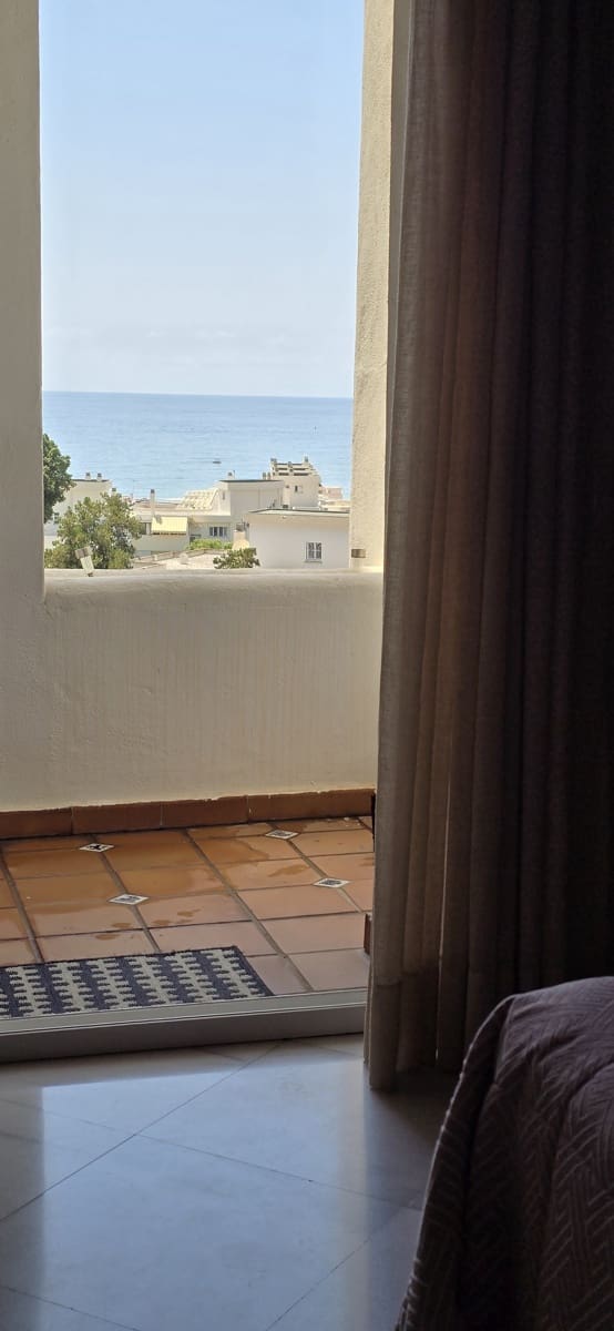 4 soveværelse Lejlighed til salg i Torremolinos med swimmingpool - € 1.050.000 (Ref: 9540128)