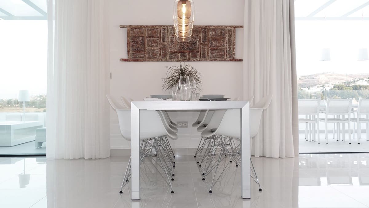 3 sypialnia Penthouse na sprzedaż w Benahavis z basenem - 1 050 000 € (Ref: 9540129)