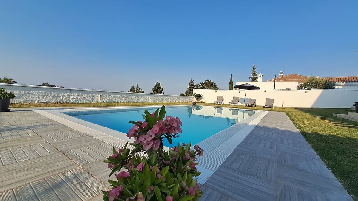 5 soveværelse Villa til salg i Alhaurin el Grande med swimmingpool - € 1.050.000 (Ref: 9540132)