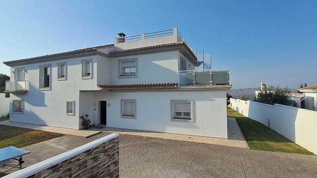 5 soveværelse Villa til salg i Alhaurín el Grande med swimmingpool - € 1.050.000 (Ref: 9540132)