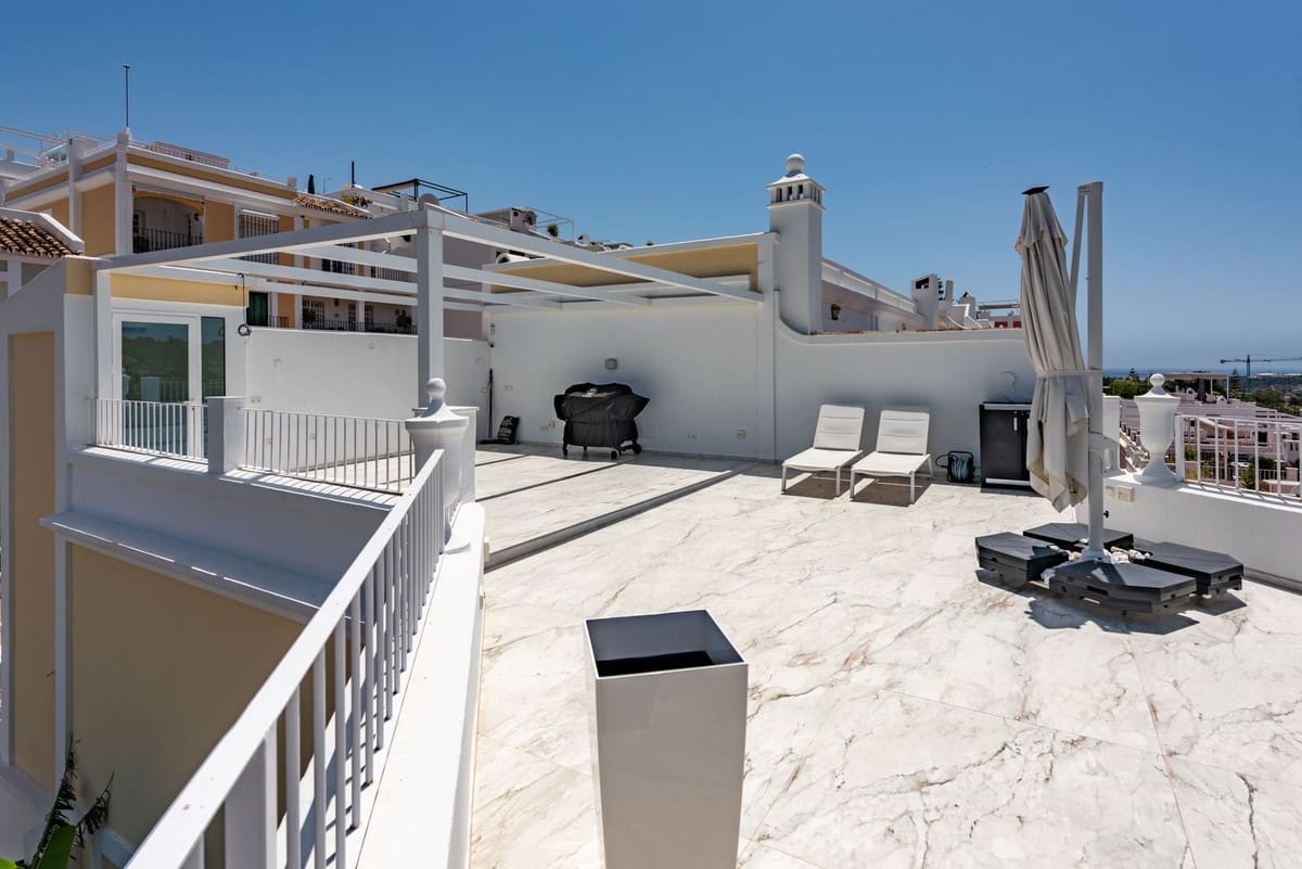 3 soveværelse Byhus til salg i Nueva Andalucia med swimmingpool - € 1.050.000 (Ref: 9540135)