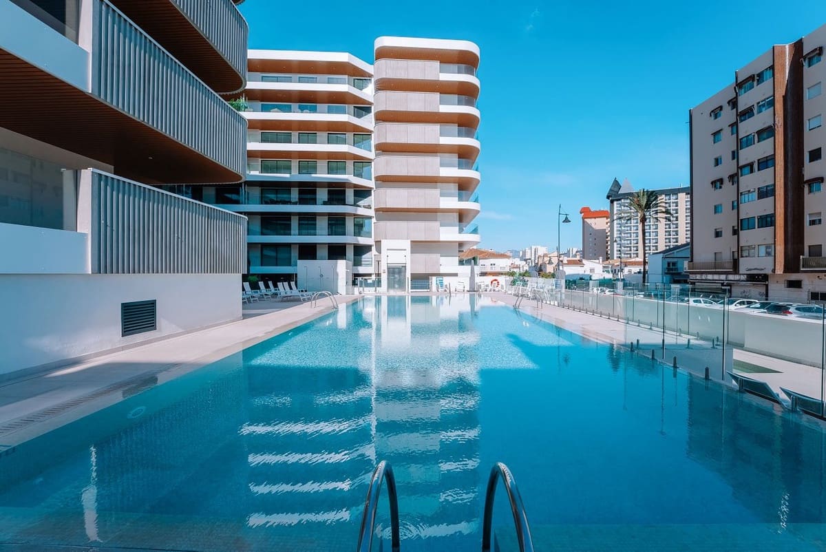 3 quarto Apartamento para venda em Fuengirola com piscina - 1 051 500 € (Ref: 9540140)