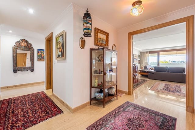 3 soverom Leilighet til salgs i Golden Mile, Marbella med svømmebasseng - € 1 090 000 (Ref: 9540149)