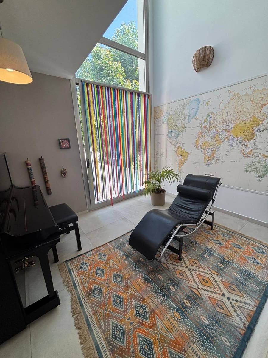 4 soveværelse Villa til salg i Fuengirola med swimmingpool garage - € 1.092.500 (Ref: 9540152)