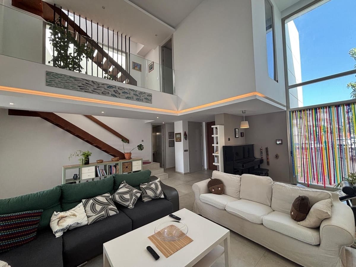 4 soveværelse Villa til salg i Fuengirola med swimmingpool garage - € 1.092.500 (Ref: 9540152)