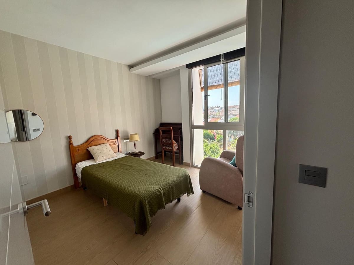 4 soveværelse Villa til salg i Fuengirola med swimmingpool garage - € 1.092.500 (Ref: 9540152)