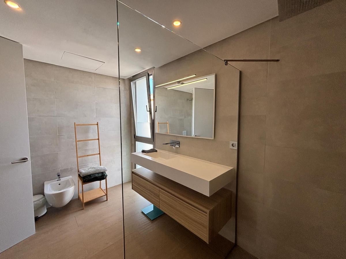 4 soveværelse Villa til salg i Fuengirola med swimmingpool garage - € 1.092.500 (Ref: 9540152)