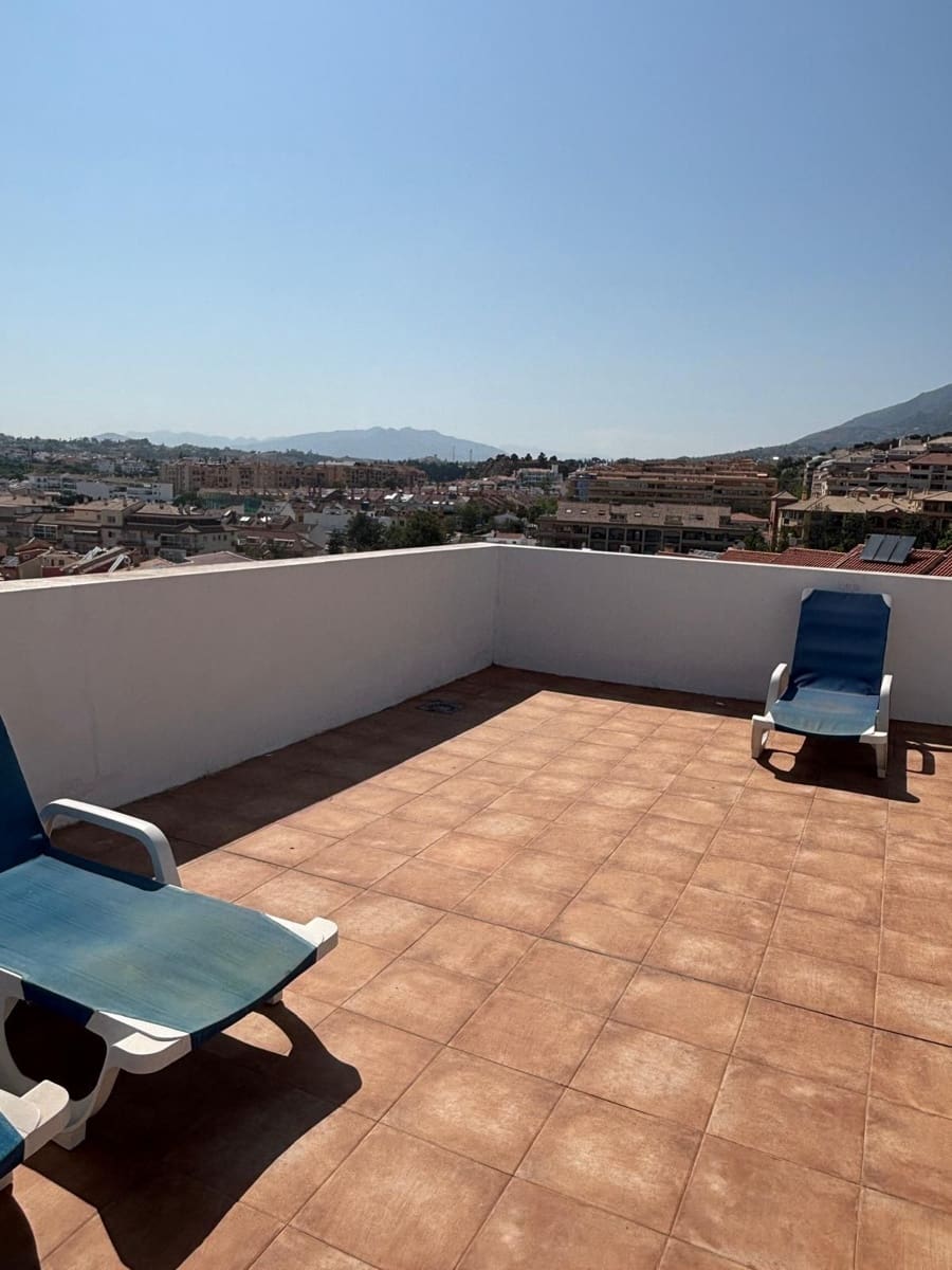 4 soveværelse Villa til salg i Fuengirola med swimmingpool garage - € 1.092.500 (Ref: 9540152)