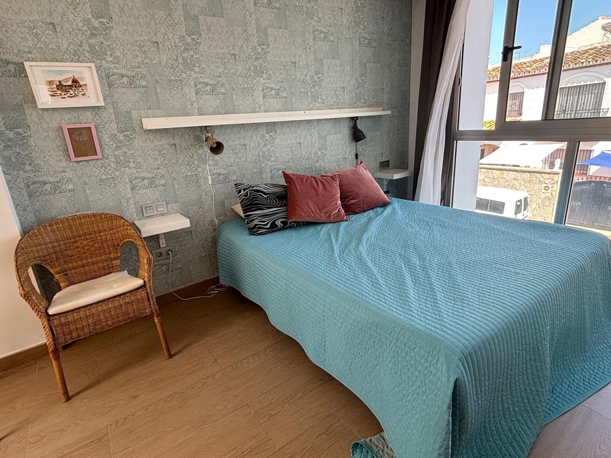 4 soveværelse Villa til salg i Fuengirola med swimmingpool garage - € 1.092.500 (Ref: 9540152)