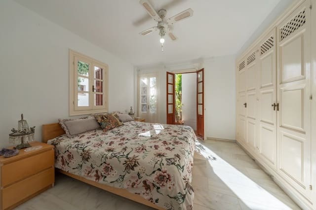 3 soverom Leilighet til salgs i Golden Mile, Marbella med svømmebasseng garasje - € 1 095 000 (Ref: 9540154)