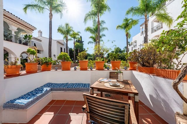 3 soverom Leilighet til salgs i Golden Mile, Marbella med svømmebasseng garasje - € 1 095 000 (Ref: 9540154)