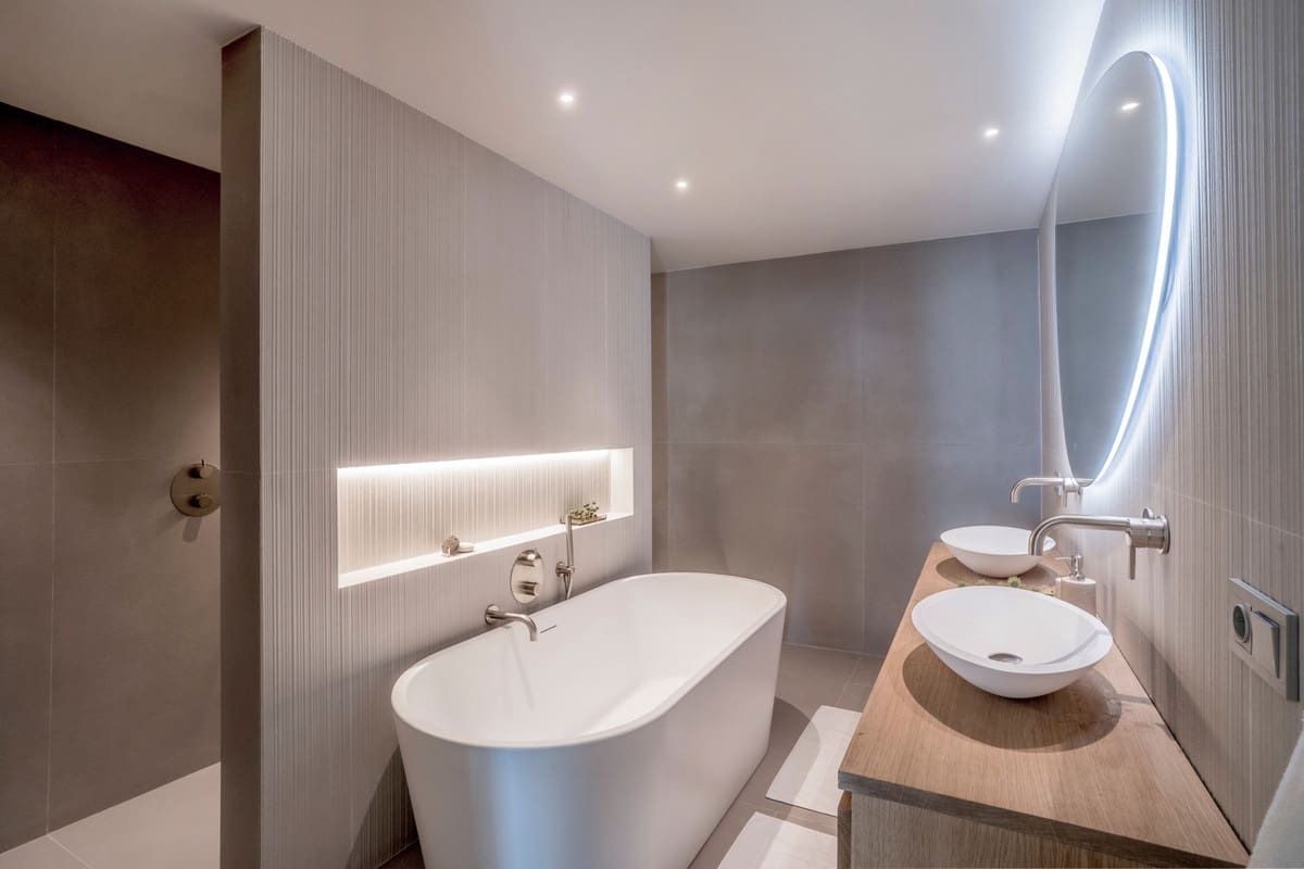 3 soverom Leilighet til salgs i Nueva Andalucia med svømmebasseng - € 1 095 000 (Ref: 9540155)