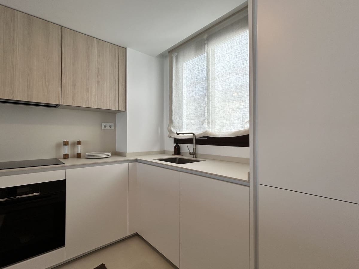 3 quarto Penthouse para venda em Fuengirola com piscina - 1 095 000 € (Ref: 9540157)