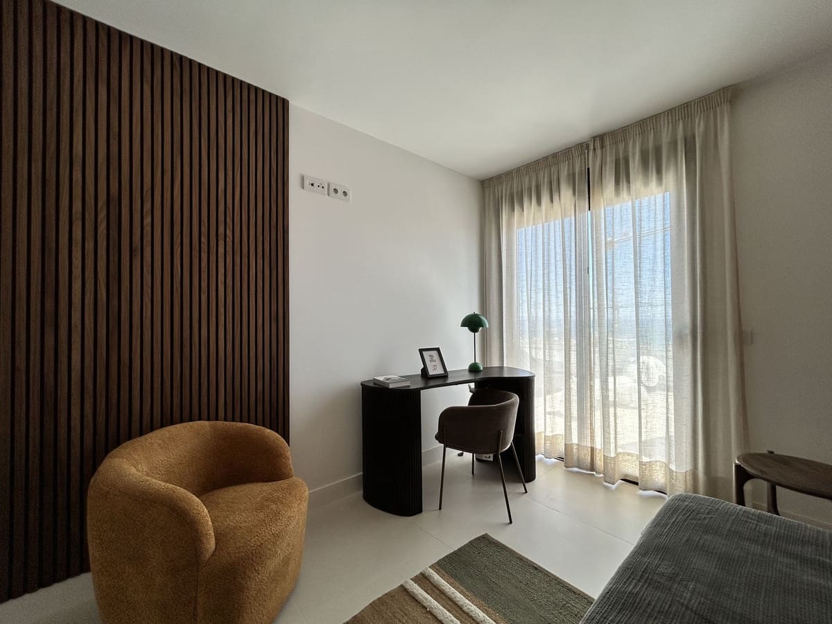 3 quarto Penthouse para venda em Fuengirola com piscina - 1 095 000 € (Ref: 9540157)