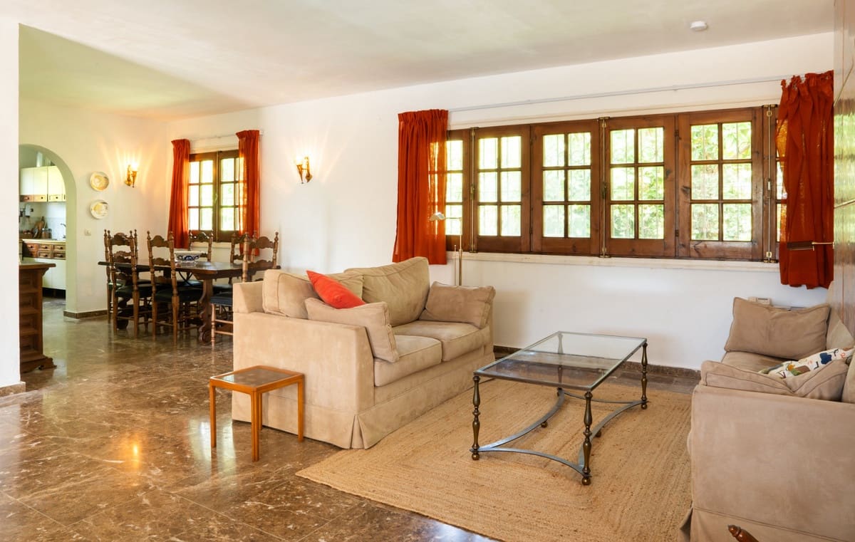 3 quarto Moradia para venda em San Pedro de Alcantara com piscina - 1 095 000 € (Ref: 9540160)