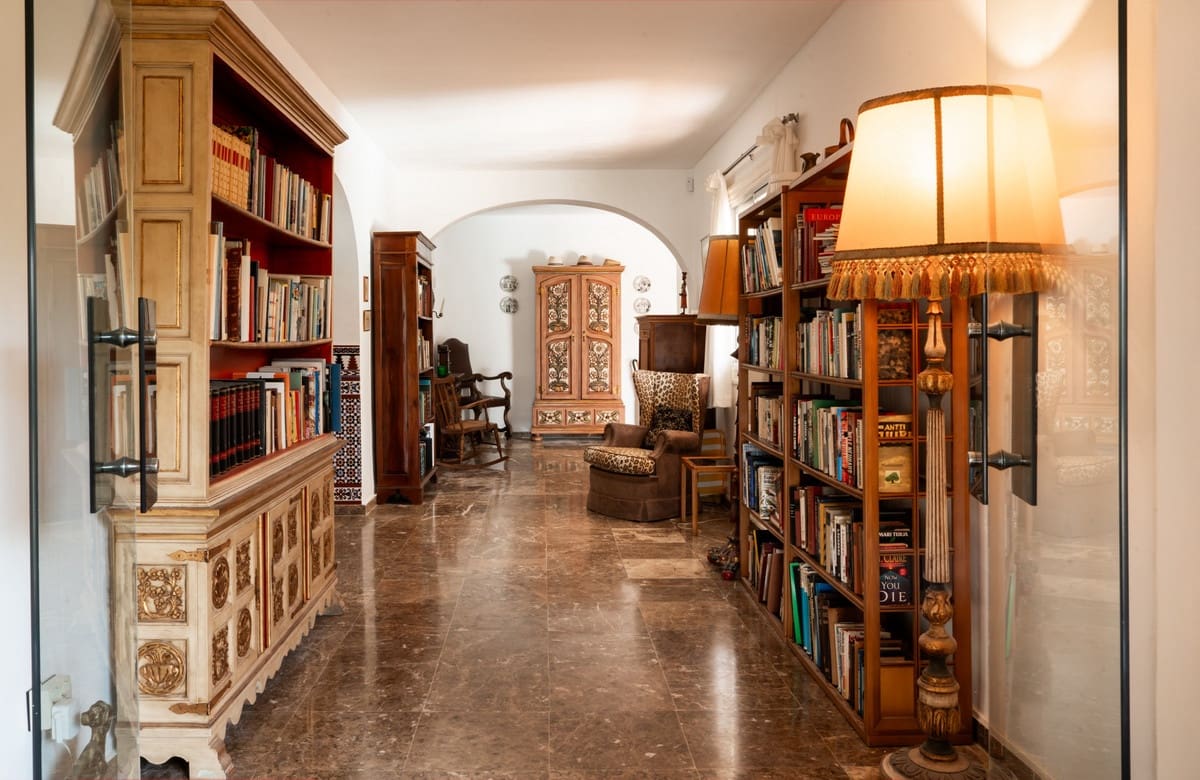 3 quarto Moradia para venda em San Pedro de Alcantara com piscina - 1 095 000 € (Ref: 9540160)