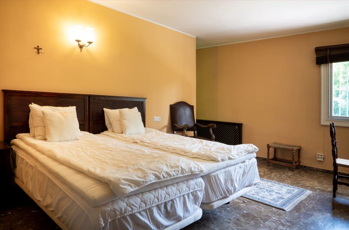 3 quarto Moradia para venda em San Pedro de Alcantara com piscina - 1 095 000 € (Ref: 9540160)