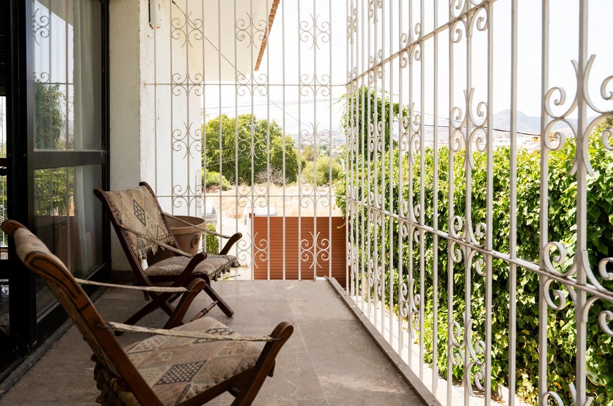 3 quarto Moradia para venda em San Pedro de Alcantara com piscina - 1 095 000 € (Ref: 9540160)