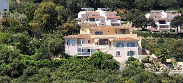 6 soveværelse Villa til salg i La Mairena, Ojen med swimmingpool garage - € 1.095.000 (Ref: 9540162)