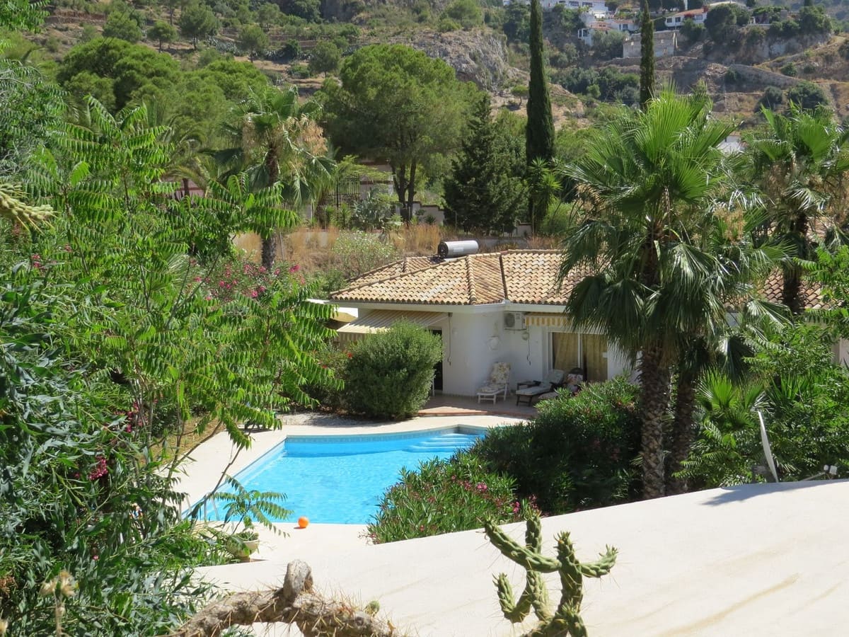 6 soverom Villa til salgs i Mijas med svømmebasseng garasje - € 1 045 000 (Ref: 9540163)
